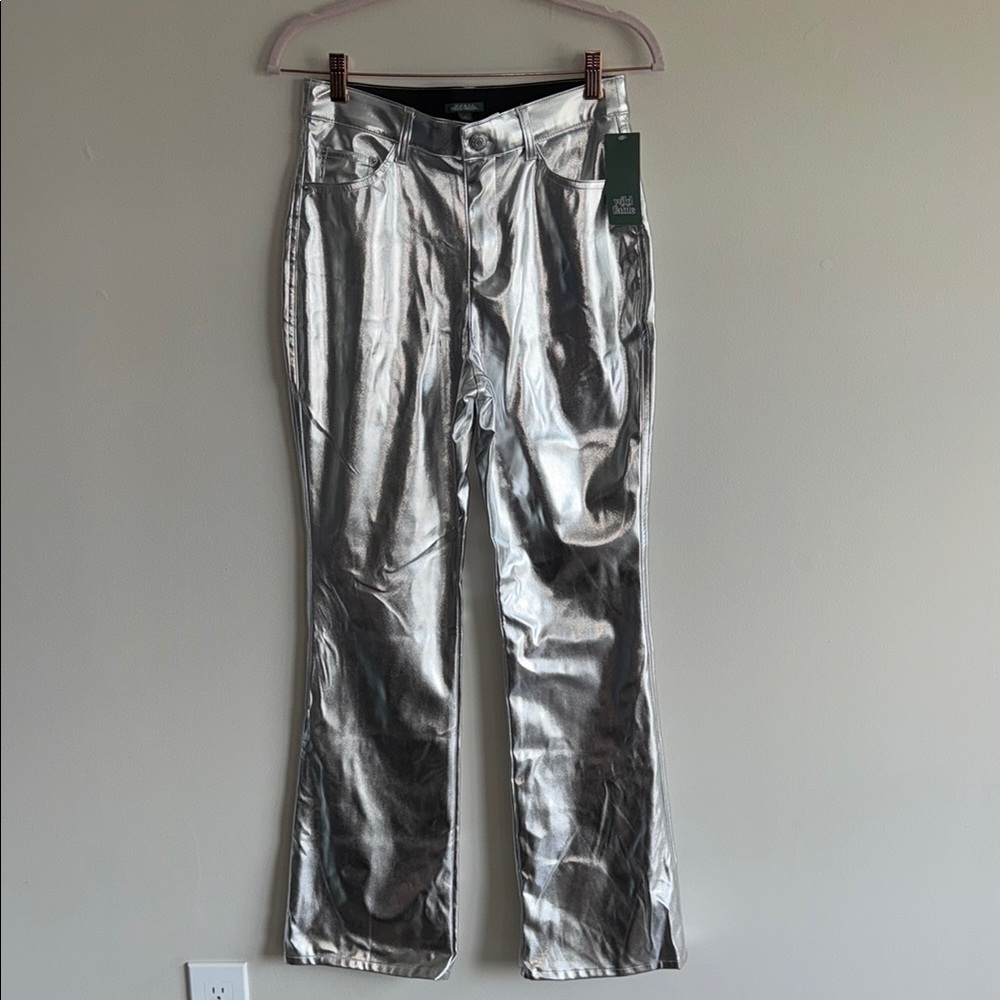 🎉HP🎉 Silver Metallic Women's Jeans